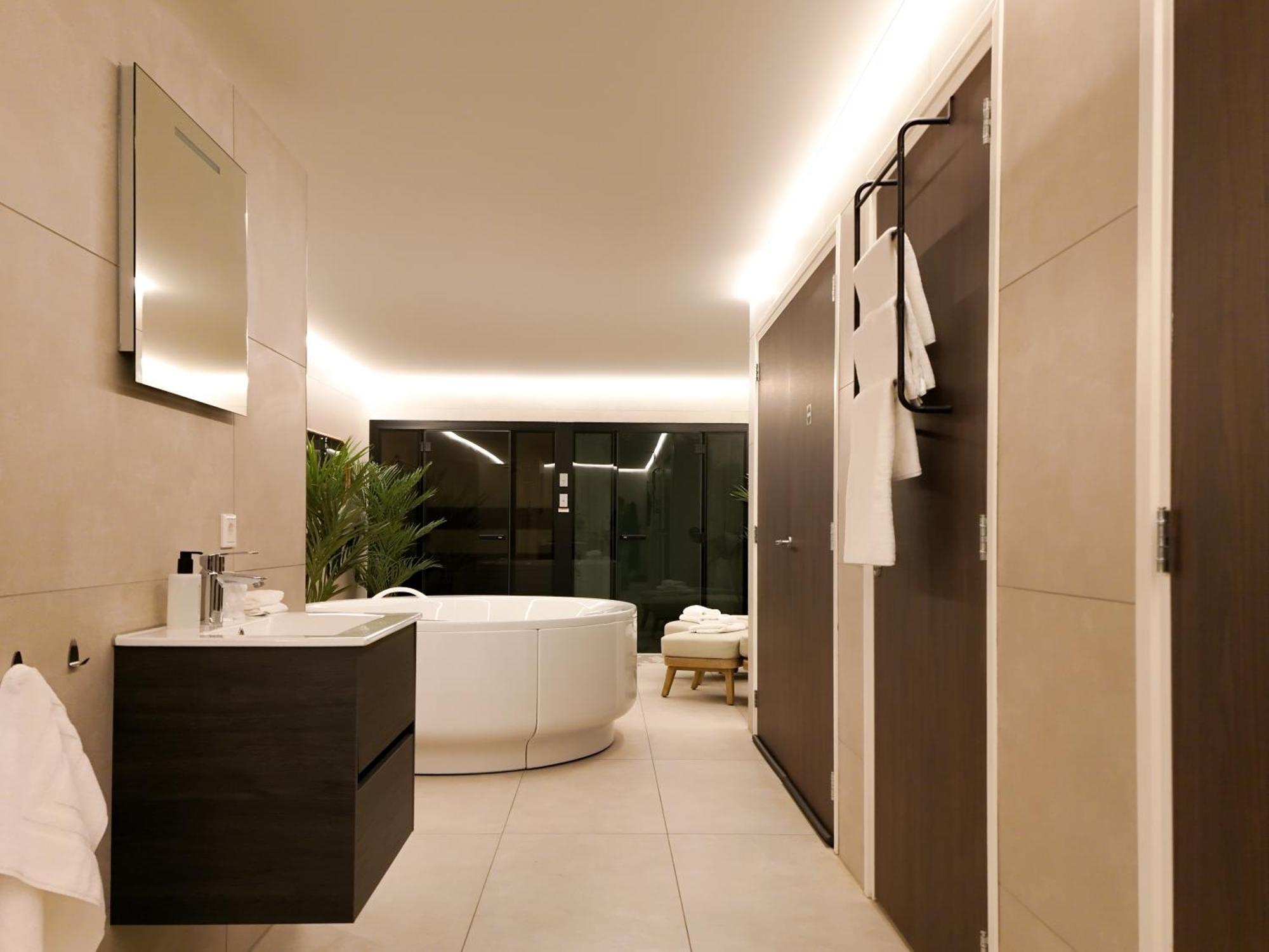 Hike & Bike Hotel Noordwolde (Friesland) Exterior foto